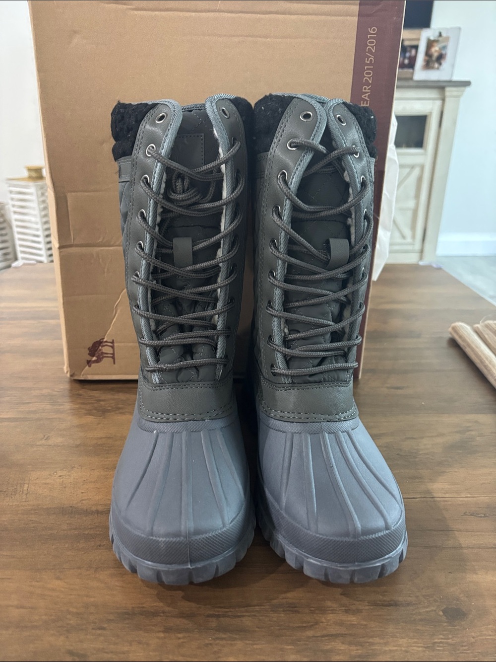 Women's Gray Lace-Up Waterproof Winter Boots